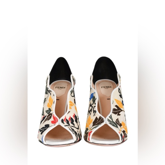 Fendi Rococo Floral High Heels - Picture 2 of 6